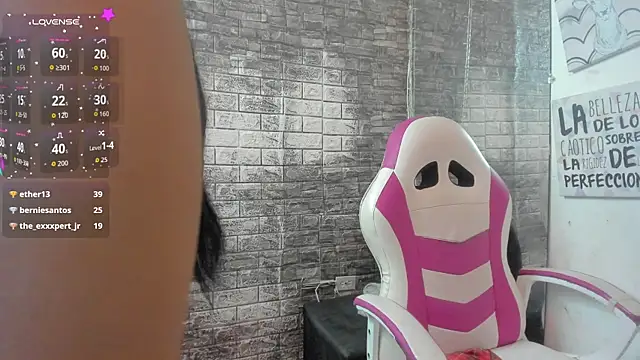 paola_ih webcam