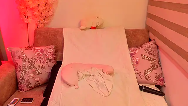 CristinaLaurentt webcam