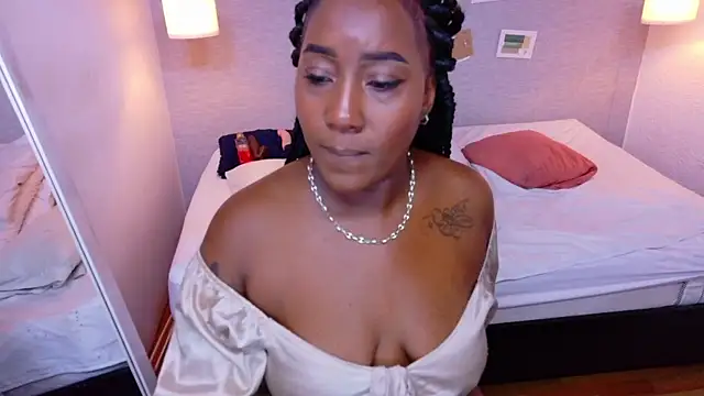 kiara_evanss webcam