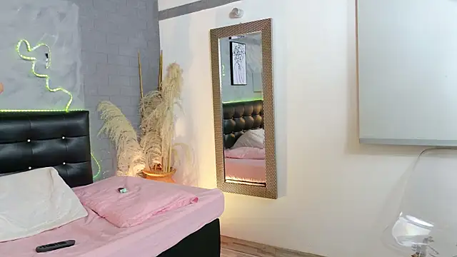 IsabellaTayllor webcam