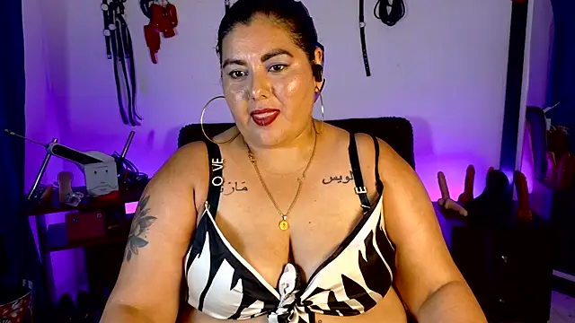 AndreaKinky webcam
