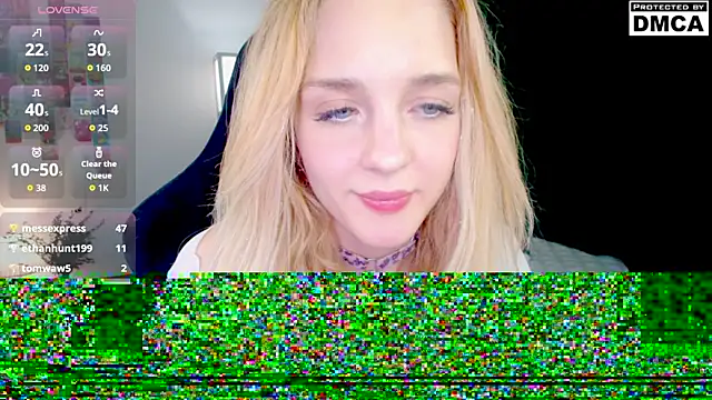 Aliceglass__ webcam