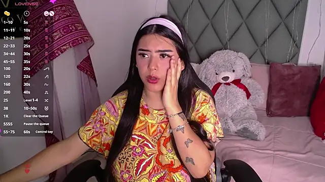 devika_kumar webcam