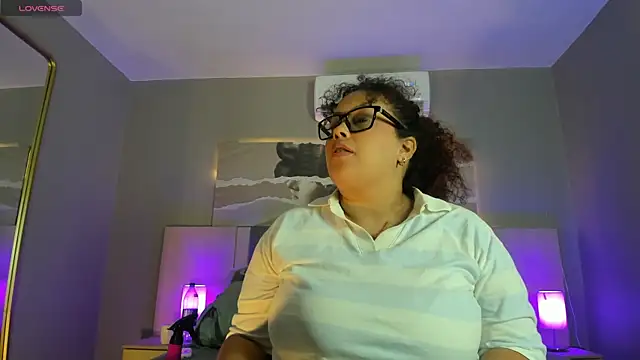 Zara_Holly_ webcam