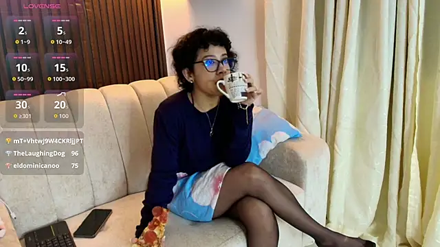 Laena_Castillo webcam