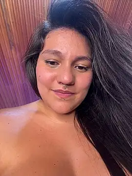 Emily_Gomezz webcam