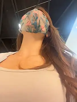 kiss_loo webcam