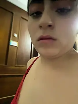 LILI_911 webcam