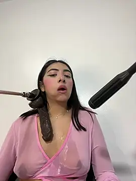 cherry_skinnyy_ webcam