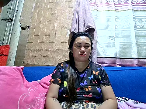Lonely_Heart webcam