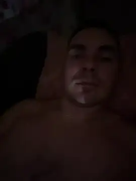 Rowing199456 live cam on StripChat