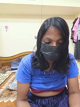 Tamil_Ishu webcam