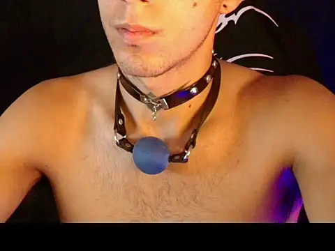 dark_men1 webcam