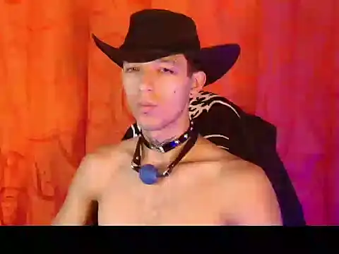 dark_men1 webcam