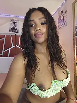 allycharlotte live cam on StripChat