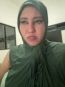 hannahayat live cam on StripChat