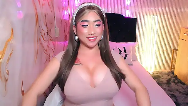 TsLovelyCock webcam