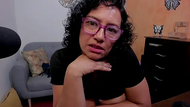 scarlet_wet webcam