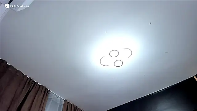 fireflowers_ live cam on StripChat