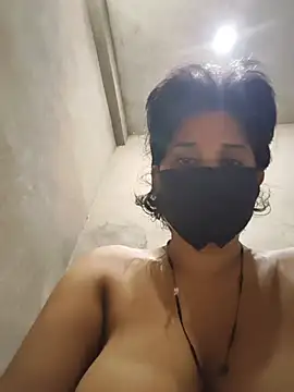 Sexy_khushi19 live cam on StripChat