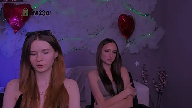 angie_foxy1 live cam on StripChat