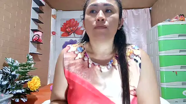 Filipina_Desire webcam
