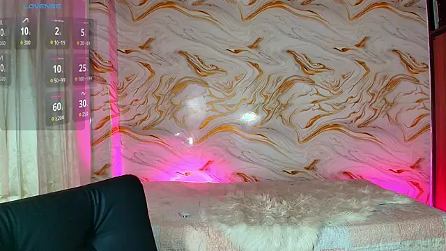EbonyHansNight webcam