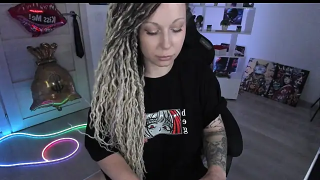 HoneySallyMoore webcam