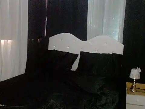 AshantTsiBigCock live cam on StripChat