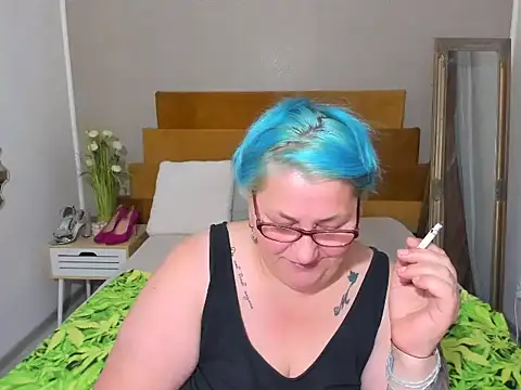 Sugarmommy_69X webcam