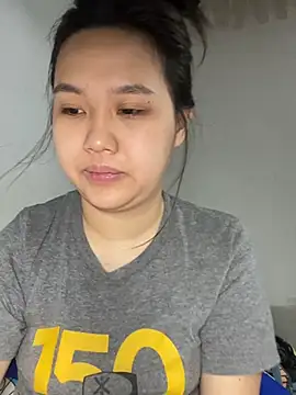 Almira6868 webcam