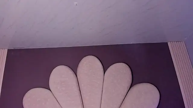 LolaGray__ webcam