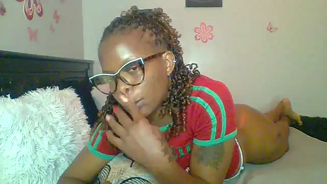 Petite_254 webcam