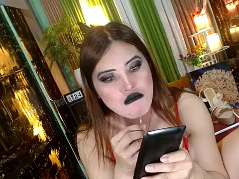 Queen_kendalx19 webcam