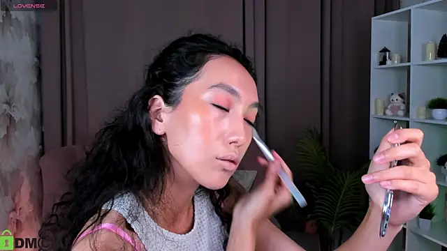 FlirtyAura webcam