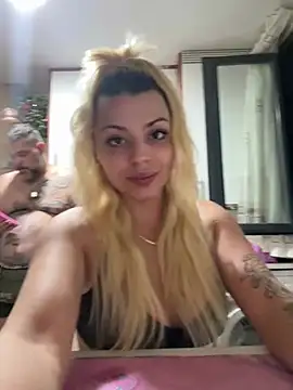 Noeliagglow webcam