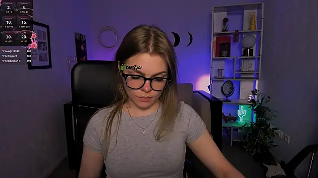 veronica_bubble webcam