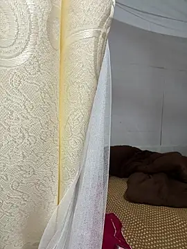 Adela-222 webcam