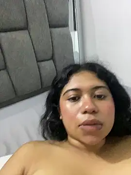 lia_lovelly01 - Lia_lovelly01's free webcam - UK Sex Cams