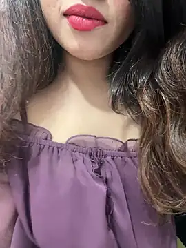 Yours_riya11 webcam