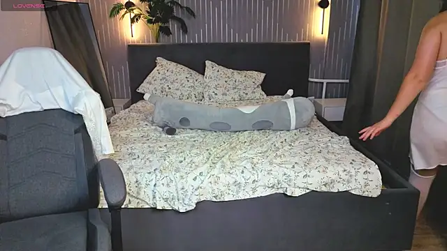 KittyLiikk webcam