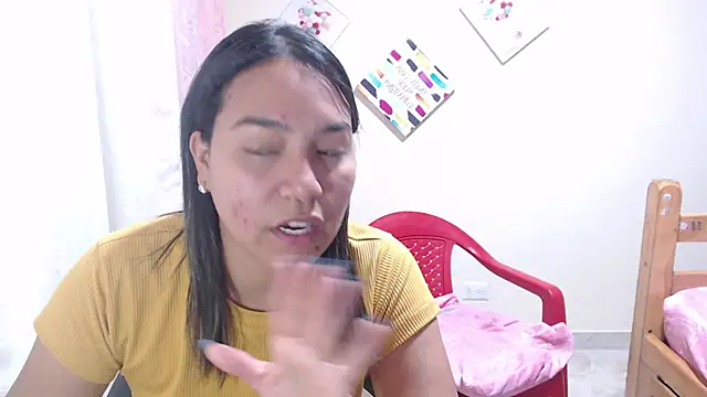 dianastevenson webcam