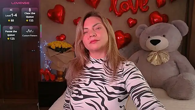 MerySweetGirl live cam on StripChat