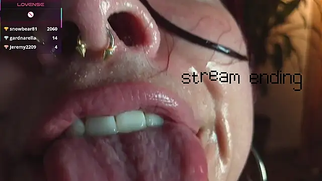 Bri_von_dhara__
