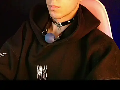 dark_men1 live cam on StripChat