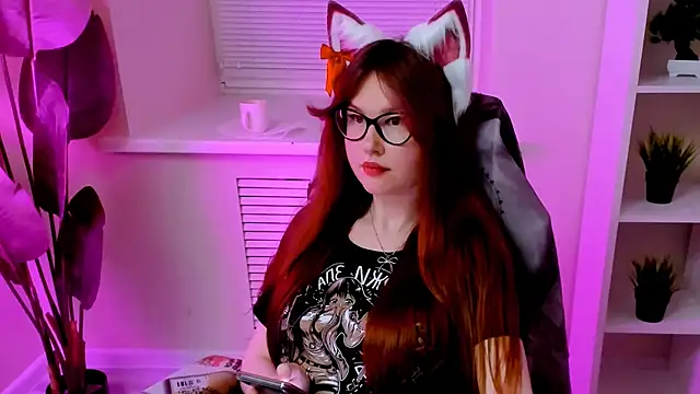 CarolGiggly webcam