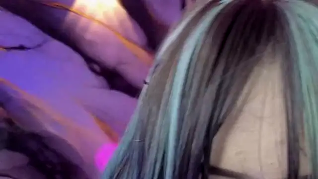 chloe_jacksonn live cam on StripChat