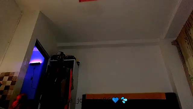 saara_johnson496 webcam