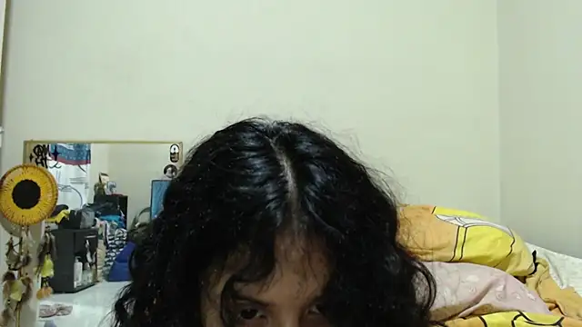 AlinaWoolf_ webcam