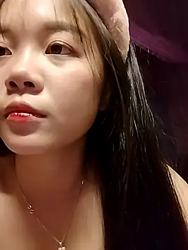 Baa-bee22 webcam